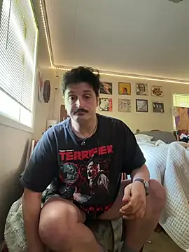 PoundedCajunGuy93 online show from May 2026 07:11:01 PM