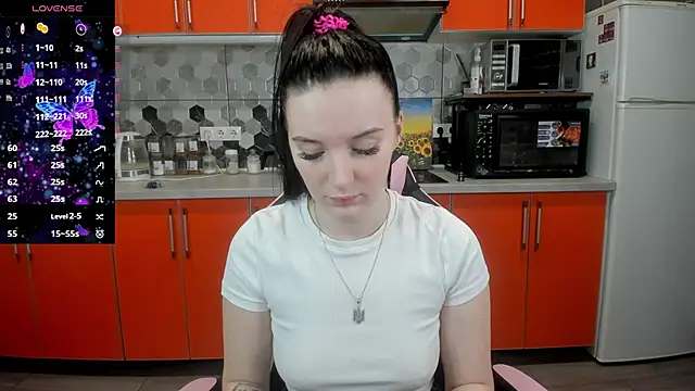 Snapshot of Mary_Blu chatting on January 2025 01:09:02 AM Mary Blu online show from January 2025 01:09:02 AM