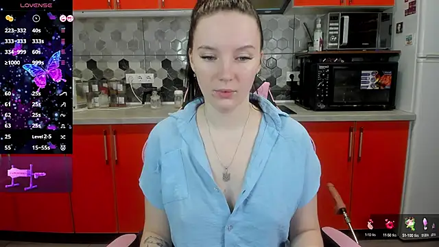 Snapshot of Mary_Blu chatting on January 2025 11:08:01 PM Mary Blu online show from January 2025 11:08:01 PM