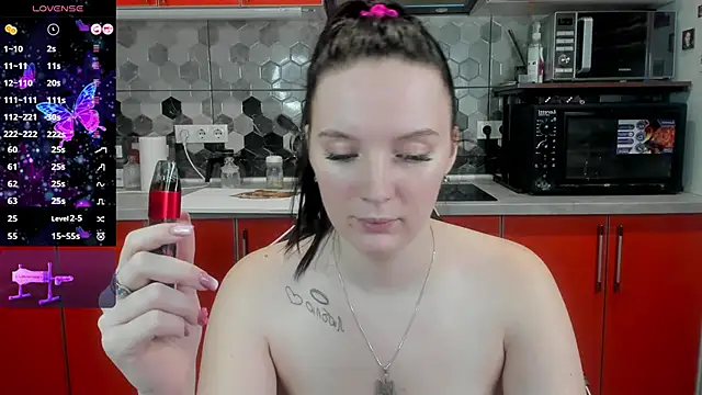 Snapshot of Mary_Blu chatting on January 2025 02:09:02 AM Mary Blu online show from January 2025 02:09:02 AM