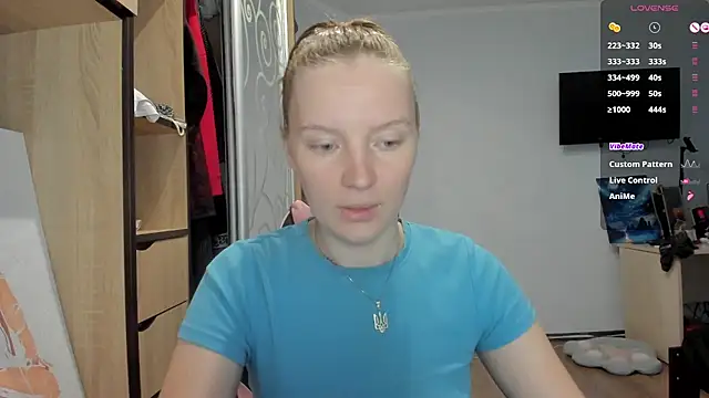 Snapshot of Mary_Blu chatting on October 2025 09:27:01 AM Mary Blu online show from October 2025 09:27:01 AM