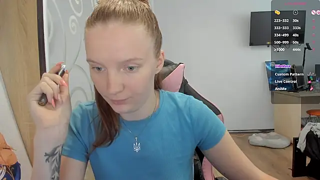 Snapshot of Mary_Blu chatting on October 2025 08:00:01 AM Mary Blu online show from October 2025 08:00:01 AM