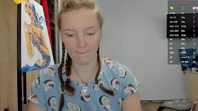 Snapshot of Mary_Blu chatting on October 2025 09:07:02 AM Mary Blu online show from October 2025 09:07:02 AM