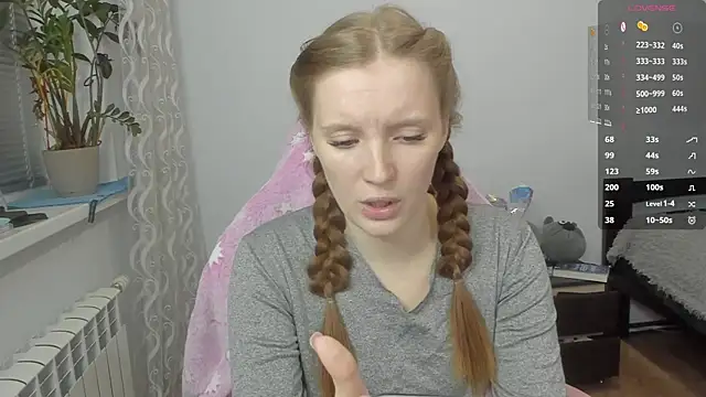 Snapshot of Mary_Blu chatting on October 2025 02:09:01 PM Mary Blu online show from October 2025 02:09:01 PM