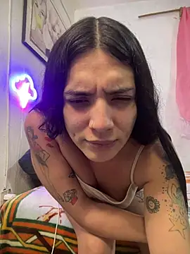 Snapshot of MilagrosAline chatting on March 2026 01:33:02 AM MilagrosAline online show from March 2026 01:33:02 AM