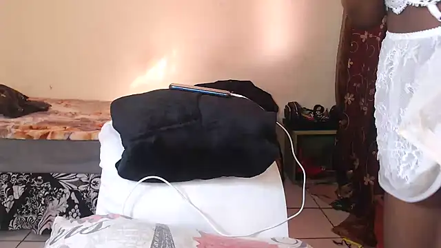 Snapshot of Moiii_Lekker_Meddei chatting on July 2026 07:33:02 AM Moiii Lekker Meddei online show from July 2026 07:33:02 AM
