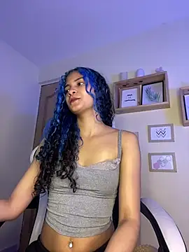 Franchezcaa  online show from July 2026 05:51:02 PM
