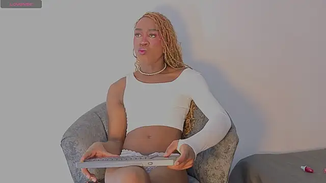 Snapshot of brit_davis chatting on March 2026 02:56:02 PM brit davis online show from March 2026 02:56:02 PM