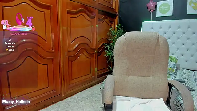 ebony katterin online show from April 2026 11:25:02 AM