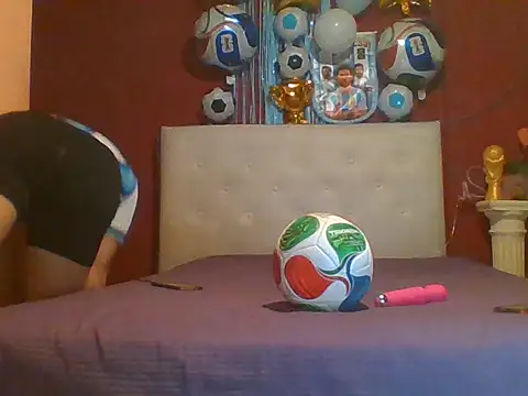 Snapshot of Jime_Love7777 chatting on June 2026 05:27:02 PM Jime Love7777 online show from June 2026 05:27:02 PM