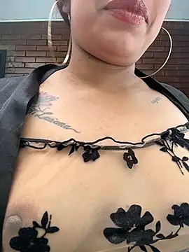 Cherry Charlottee online show from April 2026 07:25:01 PM