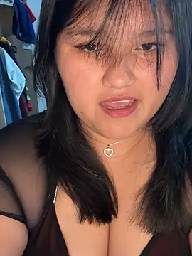 lunaluxe7 online show from March 2026 08:10:01 PM