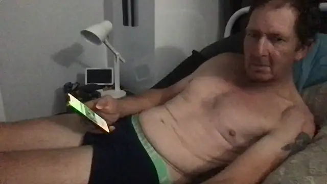 MrBombasticxxx online show from April 2026 12:17:01 PM