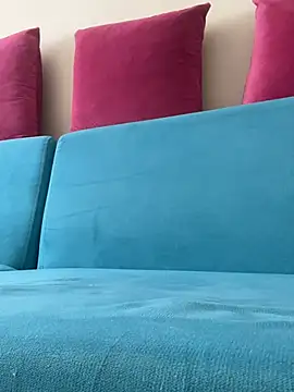 Snapshot of edeece chatting on April 2026 12:00:01 PM edeece online show from April 2026 12:00:01 PM