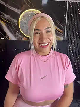 ManuelaVeeleez online show from June 2026 05:43:02 AM