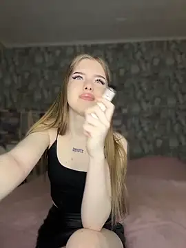 KayShaw online show from April 2026 06:05:01 AM