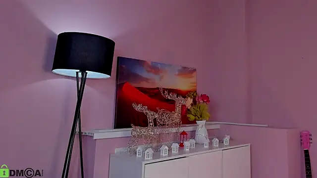 maxinemouse online show from March 2026 06:14:02 PM