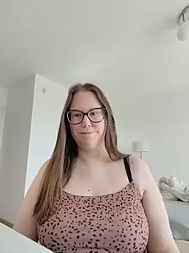 Snapshot of CelineThompson chatting on May 2026 01:26:01 PM CelineThompson online show from May 2026 01:26:01 PM
