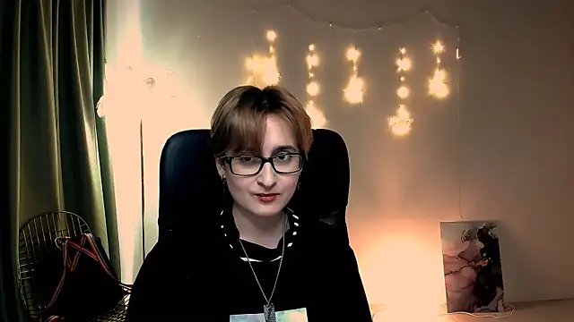 LixeLuna online show from March 2026 06:13:01 AM