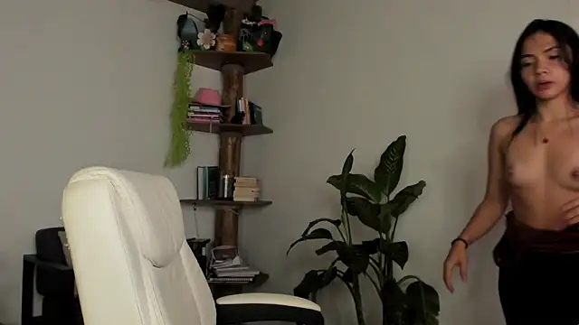 hi kiittyy online show from March 2026 01:17:01 PM