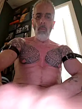 XXX666HEIL online show from May 2026 03:22:02 PM