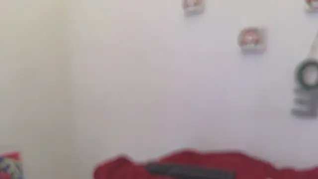 Caroline hernandes online show from April 2026 02:04:01 PM