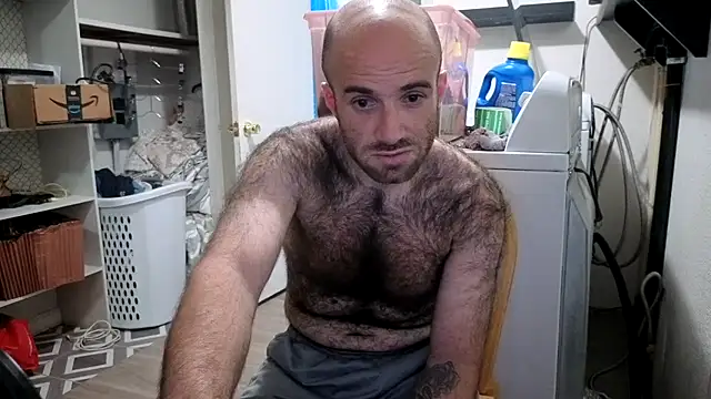 Snapshot of CirclingClass chatting on October 2025 09:48:01 PM CirclingClass online show from October 2025 09:48:01 PM