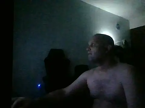 Snapshot of Heavy_RebellxX chatting on March 2026 04:27:01 AM Heavy RebellxX online show from March 2026 04:27:01 AM