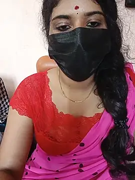 Snapshot of Sunitha28 chatting on June 2026 06:15:02 AM Sunitha28 online show from June 2026 06:15:02 AM