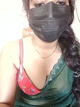 Snapshot of Sunitha28 chatting on June 2026 05:52:02 AM Sunitha28 online show from June 2026 05:52:02 AM