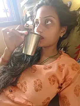 Snapshot of tamil-preethi chatting on March 2026 03:35:02 AM tamil-preethi online show from March 2026 03:35:02 AM