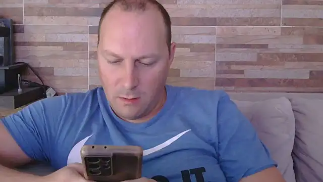 lustonfan online show from May 2026 12:11:01 PM