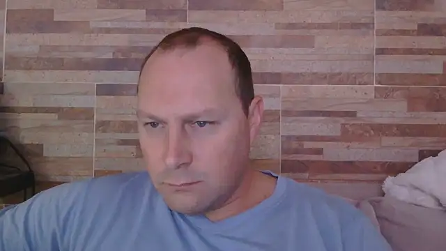 lustonfan online show from May 2026 12:35:01 PM