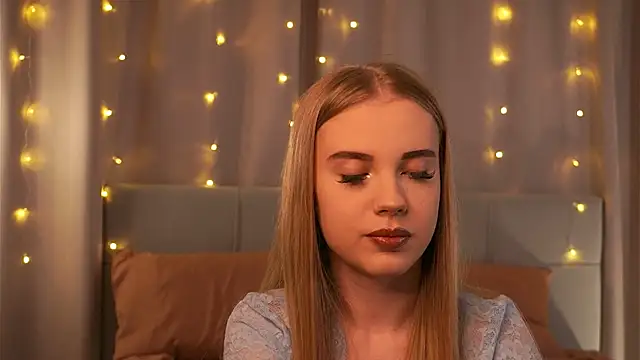 tayashy online show from April 2026 05:06:02 PM