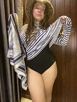 KristieKitty online show from March 2026 05:08:01 PM