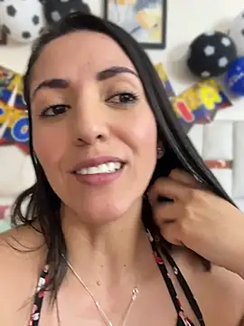 Snapshot of SamanthaWalker_ chatting on July 2026 04:32:02 PM SamanthaWalker online show from July 2026 04:32:02 PM