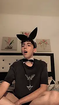 Lucca  555 online show from April 2026 02:47:02 AM