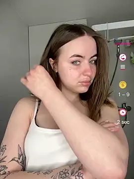 Angellav online show from May 2026 10:51:01 PM