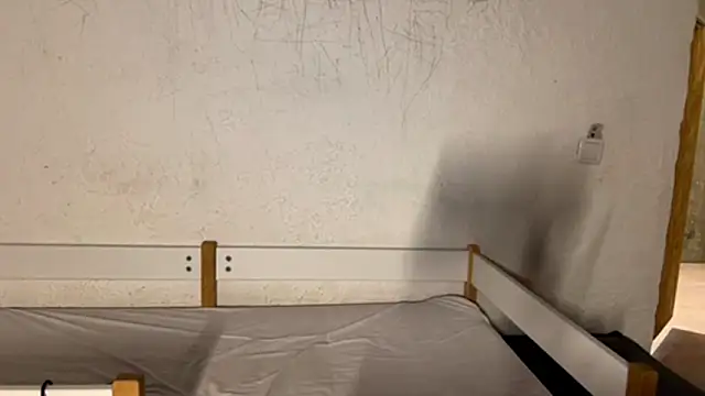 AlexRay22 online show from April 2026 10:19:02 PM