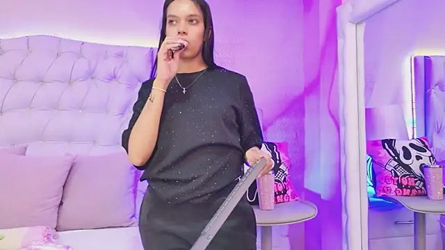 MeganRoseh online show from April 2026 08:02:01 PM