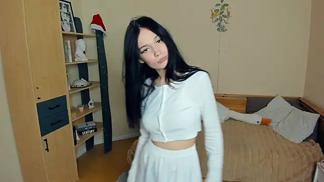 LynnCiprian online show from March 2026 07:06:02 PM