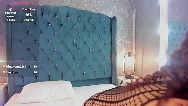 CoralineRed online show from April 2026 02:27:02 AM