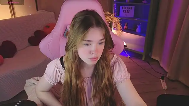 TiffanyVex online show from April 2026 03:29:01 PM