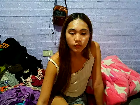 aina2003 online show from May 2026 04:20:01 AM