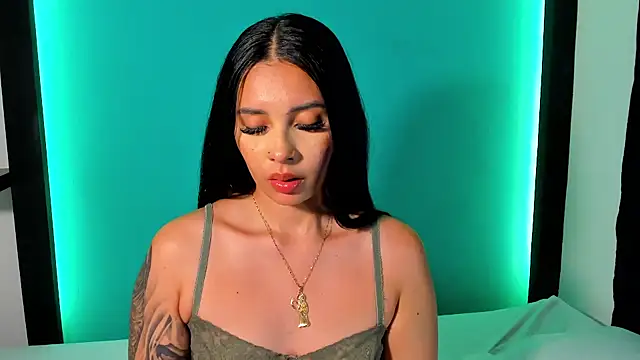 Emma AH online show from May 2026 02:47:02 PM