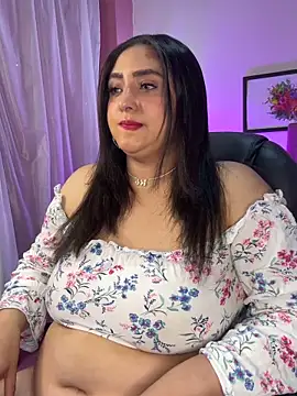 Selenee23 online show from April 2026 11:27:01 AM