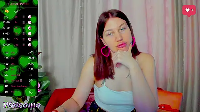 LilllyMoon online show from March 2026 02:05:02 AM