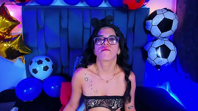 Zoe Axel1 online show from June 2026 08:37:02 PM