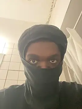 Snapshot of Glock47tig chatting on April 2026 10:22:02 AM Glock47tig online show from April 2026 10:22:02 AM