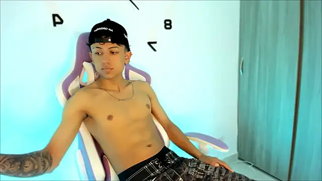 Snapshot of dominik_jackson_ chatting on March 2026 12:29:02 AM dominik jackson online show from March 2026 12:29:02 AM